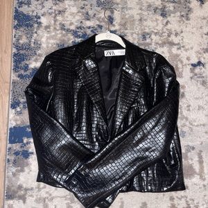 Zara Black Croc Cropped Blazer